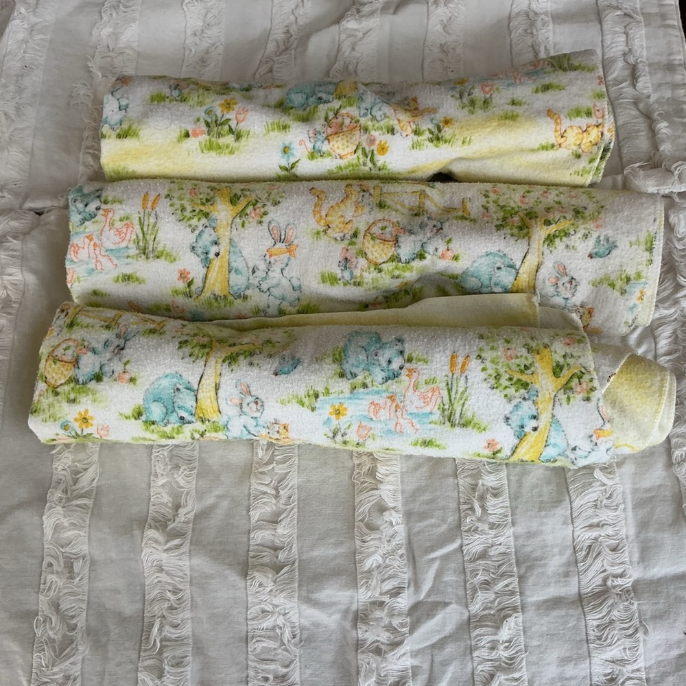 Vintage Set Of 3 Dundee Baby Receiving Blanket Bears Rabbits Forest 80’s Yellow